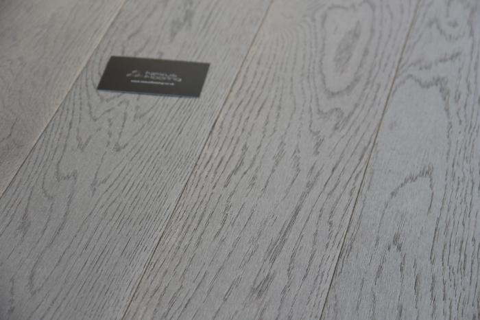 15mm x 4mm x 190mm Galaxy Grey Bark Engineered Oak Wood Flooring