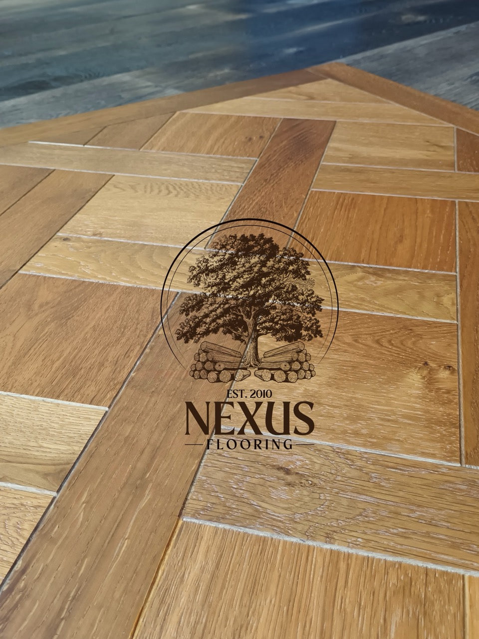 Chateau 800mm x 20(6)mm x800mm Versatile Panel Engineered Light Caramel oak