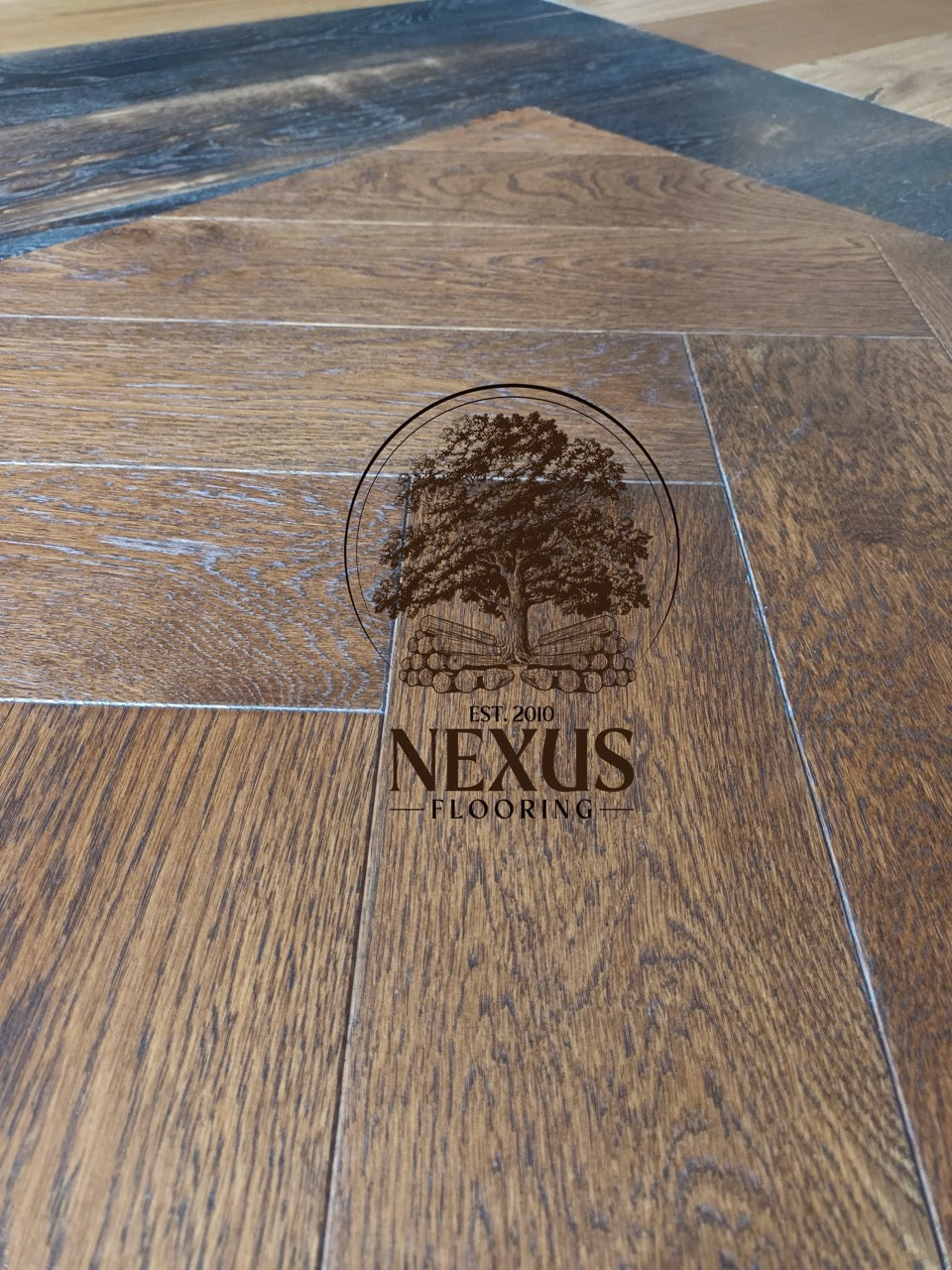 Herringbone Brushed Caramel Engineered Oak 15x 3×120 x600 Wood Flooring (Prime Grade)