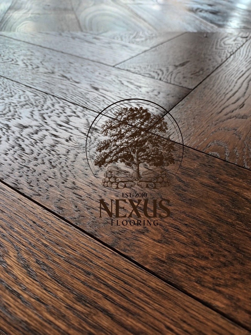 Herringbone Brushed Caramel Engineered Oak 15x 3×120 x600 Wood Flooring (Prime Grade)