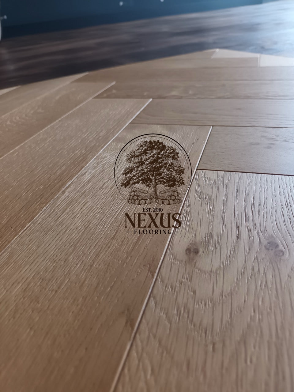 Brushed Lacquered Click Herringbone Engineered Oak 14 x 3 x 150x 600 Wood Flooring