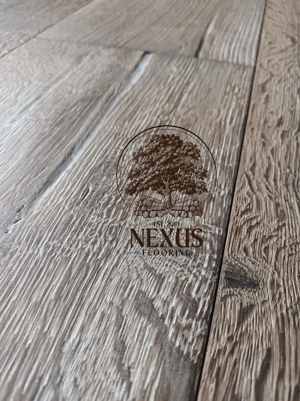 Engineered 15mm x4mm x 220mm Distressed White Hard Wax Oiled Oak