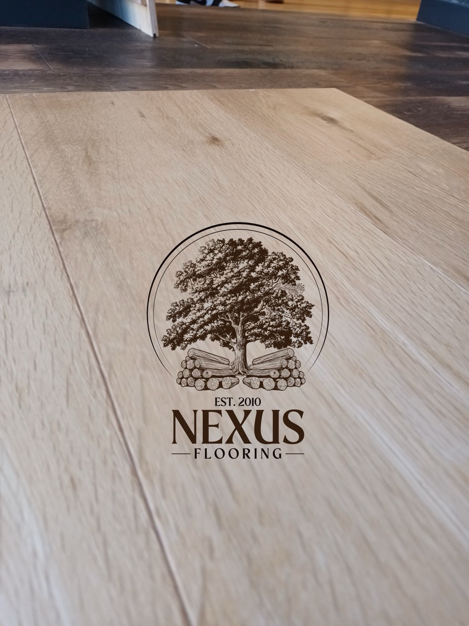 14mm x 3mm x 190mm Brushed Lacquered T & G Engineered Oak Wood Flooring