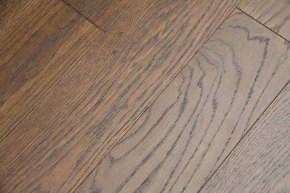 10mm x 2.5mm x 127mm Brushed Smoky Lacquered Engineered Multiply Oak Wood Flooring