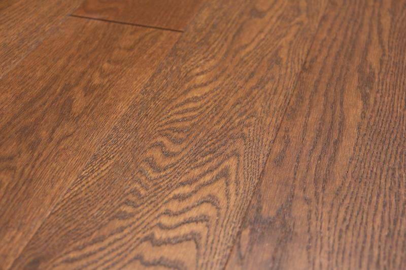 14mm x 3mm x 125mm Golden Caramel Lacquered Engineered Oak Wood Flooring