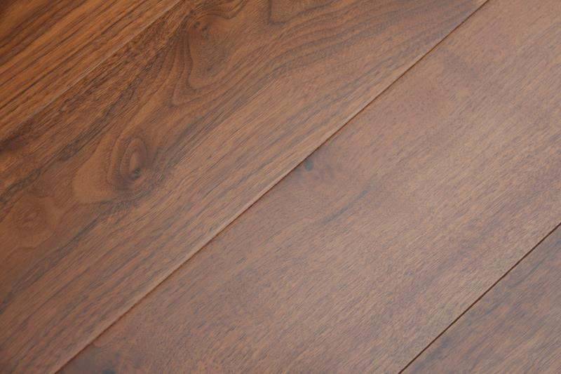 14mm x 3mm x 150mm American Walnut Lacquered Engineered Wood Flooring