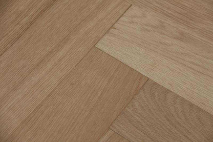 Lacquered Click Herringbone Engineered Oak 14 x 3 x 150x 600 Wood Flooring