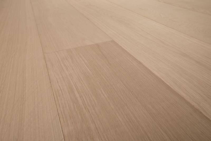 15mm x3mm x180mm Brushed Unfinished ABC Engineered Oak Wood Flooring (153180)