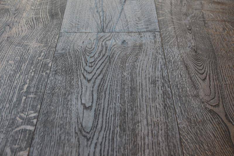 18mm x 4mm x 300mm Engineered Vintage Distressed Brushed Oak Wood Flooring