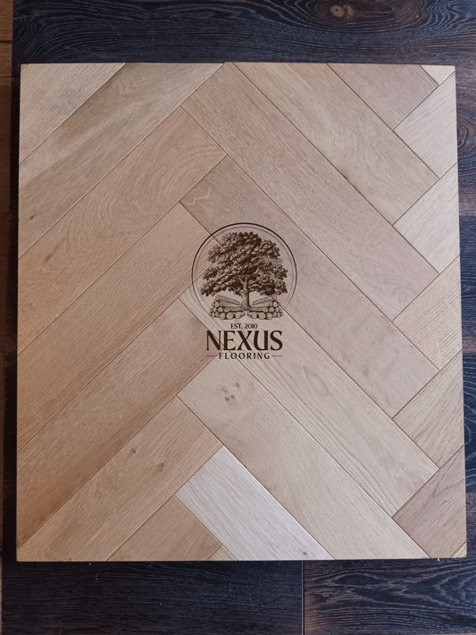 Brushed Lacquered Click Herringbone Engineered Oak 14 x 3 x 150x 600 Wood Flooring