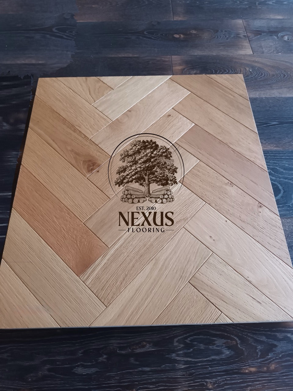 Engineered Brushed Oiled  Parquet Herringbone Block Oak 18mm x4mm x90mmx400mm