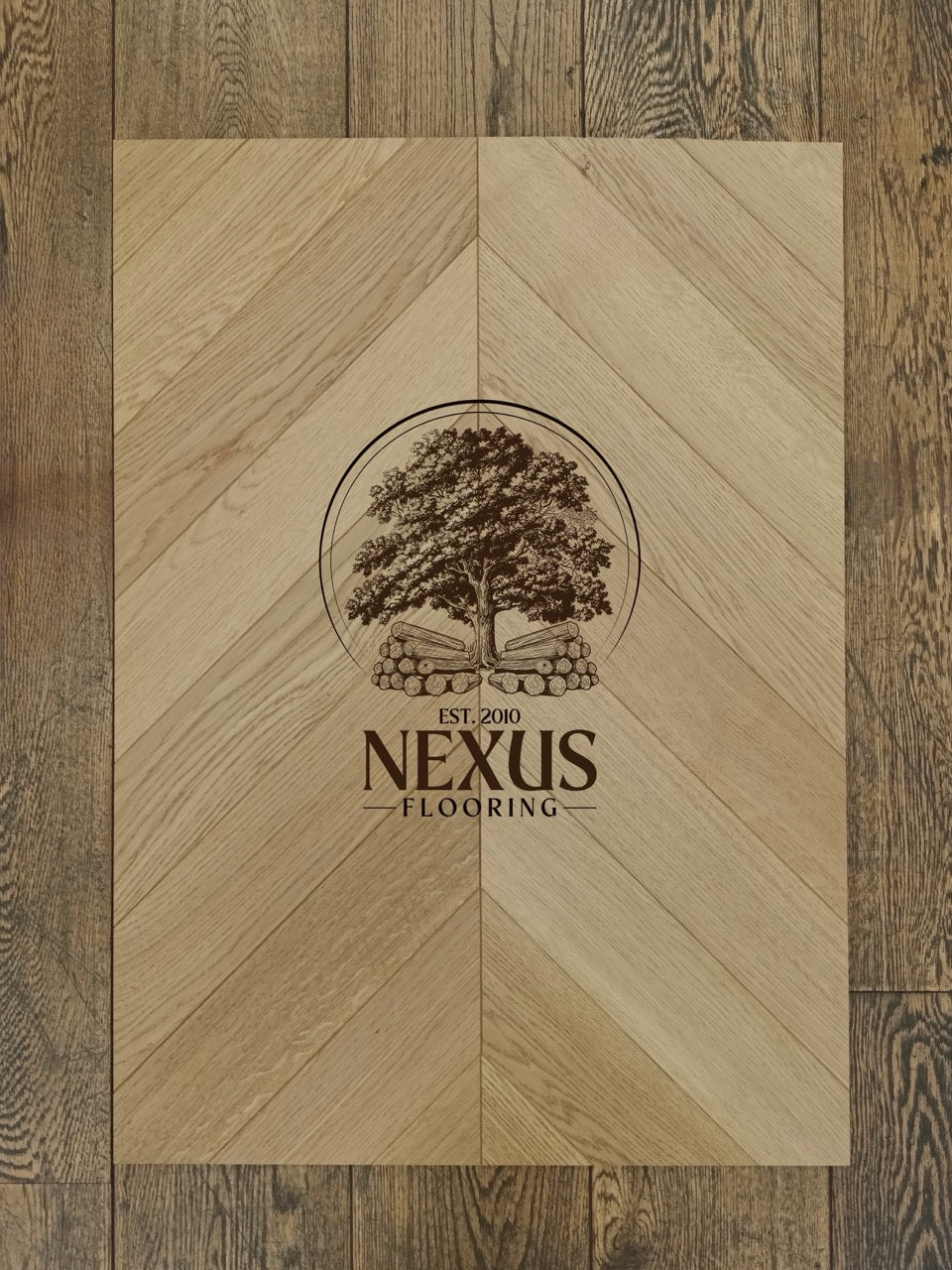 Engineered Chevron 14mm x3mm x90mm x510mm Oak Natural Brushed Matt Lacquered Prime Grade