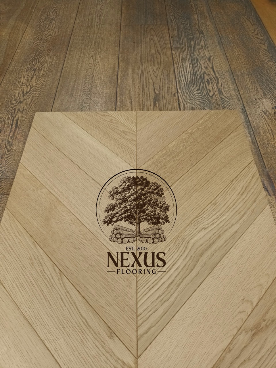 Engineered Chevron 14mm x3mm x90mm x510mm Oak Natural Brushed Matt Lacquered Prime Grade