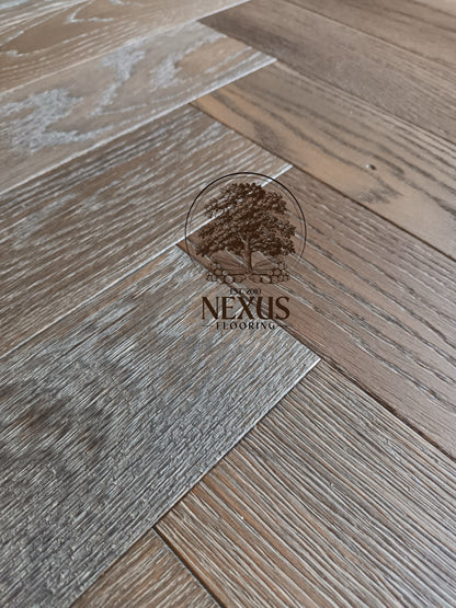 Engineered Herringbone 18mm x4mm x80mm x300mm, Graphite grey( Brushed Matt Lac)
