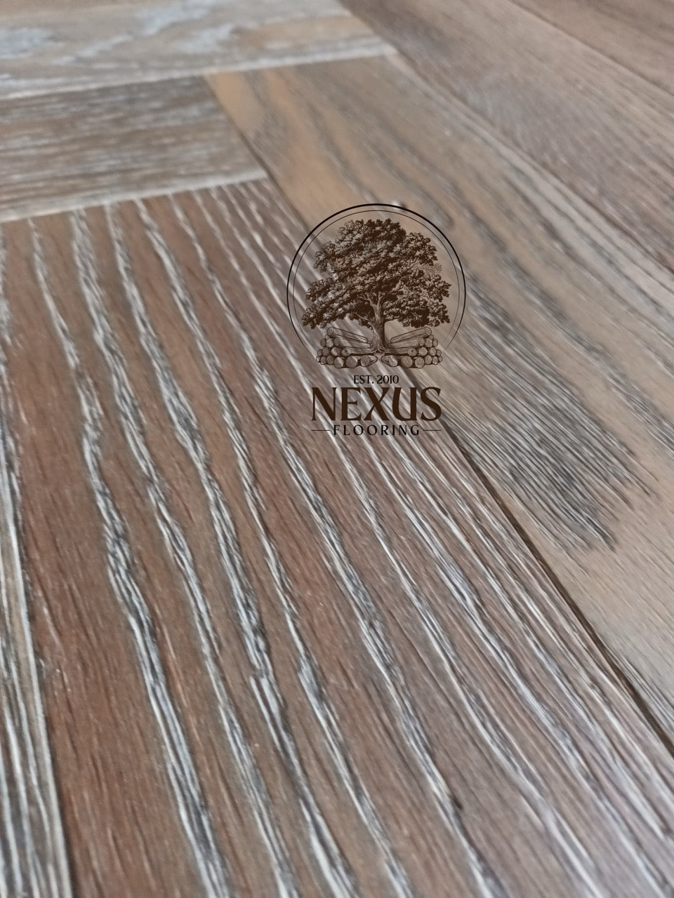 Engineered Herringbone 18mm x4mm x80mm x300mm, Graphite grey( Brushed Matt Lac)