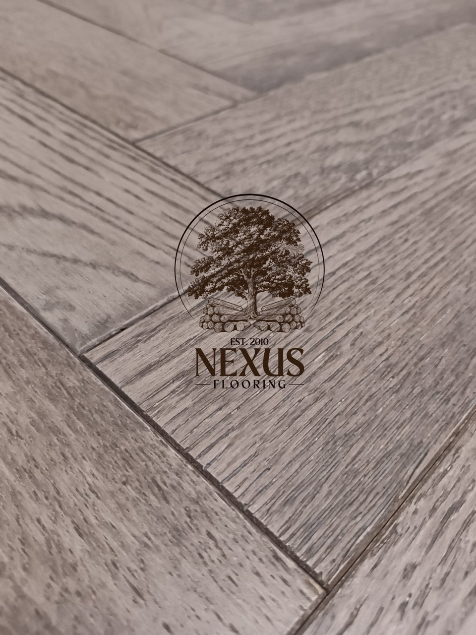 Engineered Herringbone 18mm x4mm x80mmx300mm, Hanwell Grey (Brushed Matt Lac)