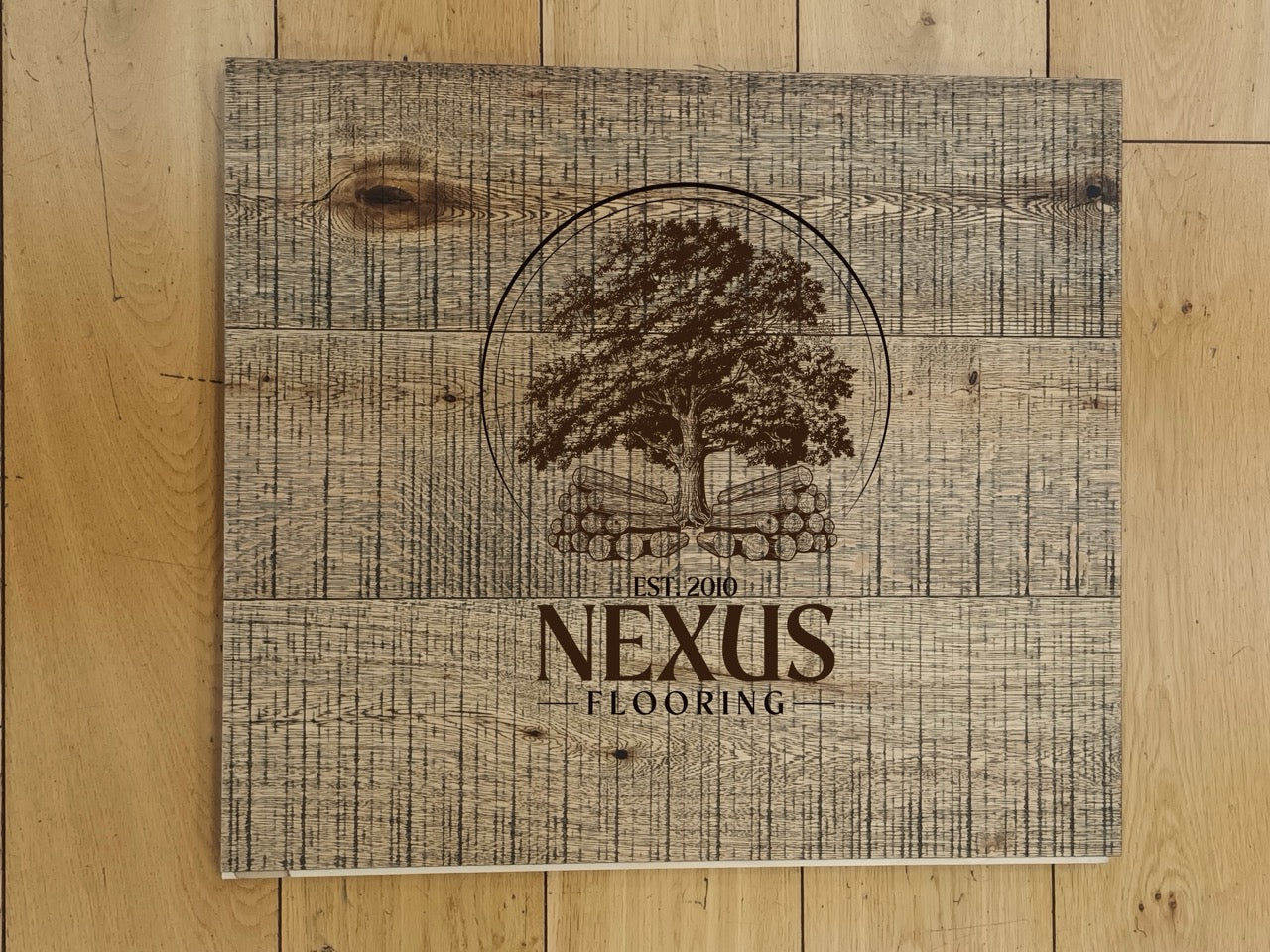 15mm x 4mm x 190mm Honey Band Saw Mark Brushed UV Oiled 3 ply Engineered Oak Wood Flooring