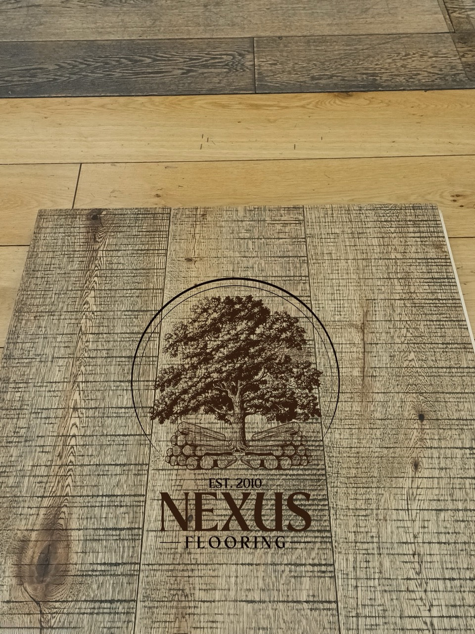 15mm x 4mm x 190mm Honey Band Saw Mark Brushed UV Oiled 3 ply Engineered Oak Wood Flooring