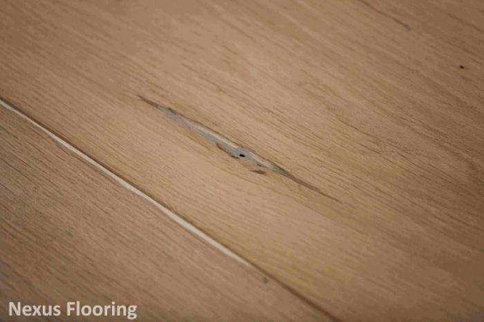 15mm x 4mm x 220mm Engineered Brushed Oiled Engineered Oak Wood Flooring