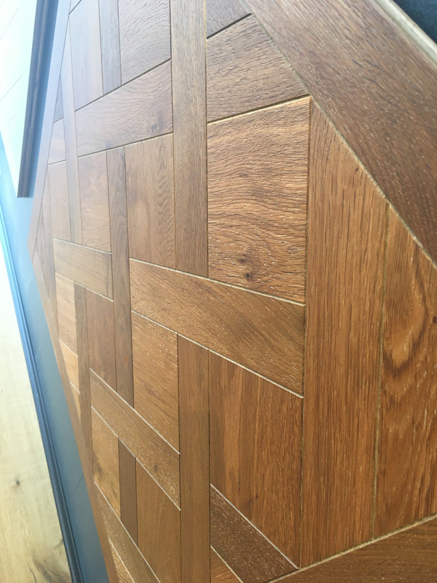 Chateau 800mm x 20(6)mm x800mm Versatile Panel Engineered oak