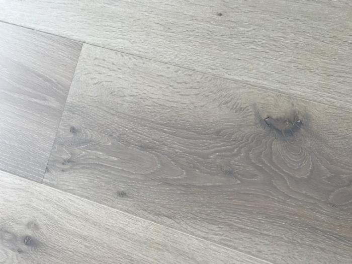 15mm x 3mm x 189mm Click Grey Washed Engineered Oak Wood Flooring