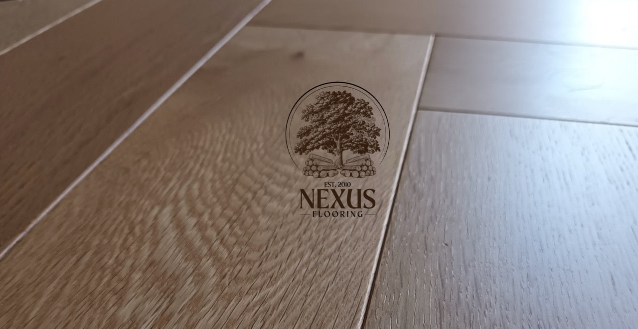 Parquet Herringbone Lacquered Oak 18mm x 4mm x 90mm x 400mm