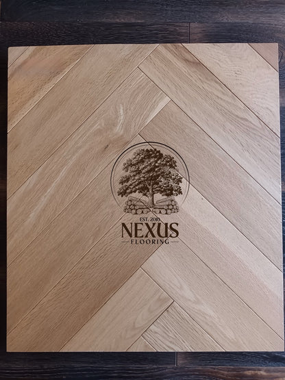 Lacquered Click Herringbone Engineered Oak 14 x 3 x 150x 600 Wood Flooring