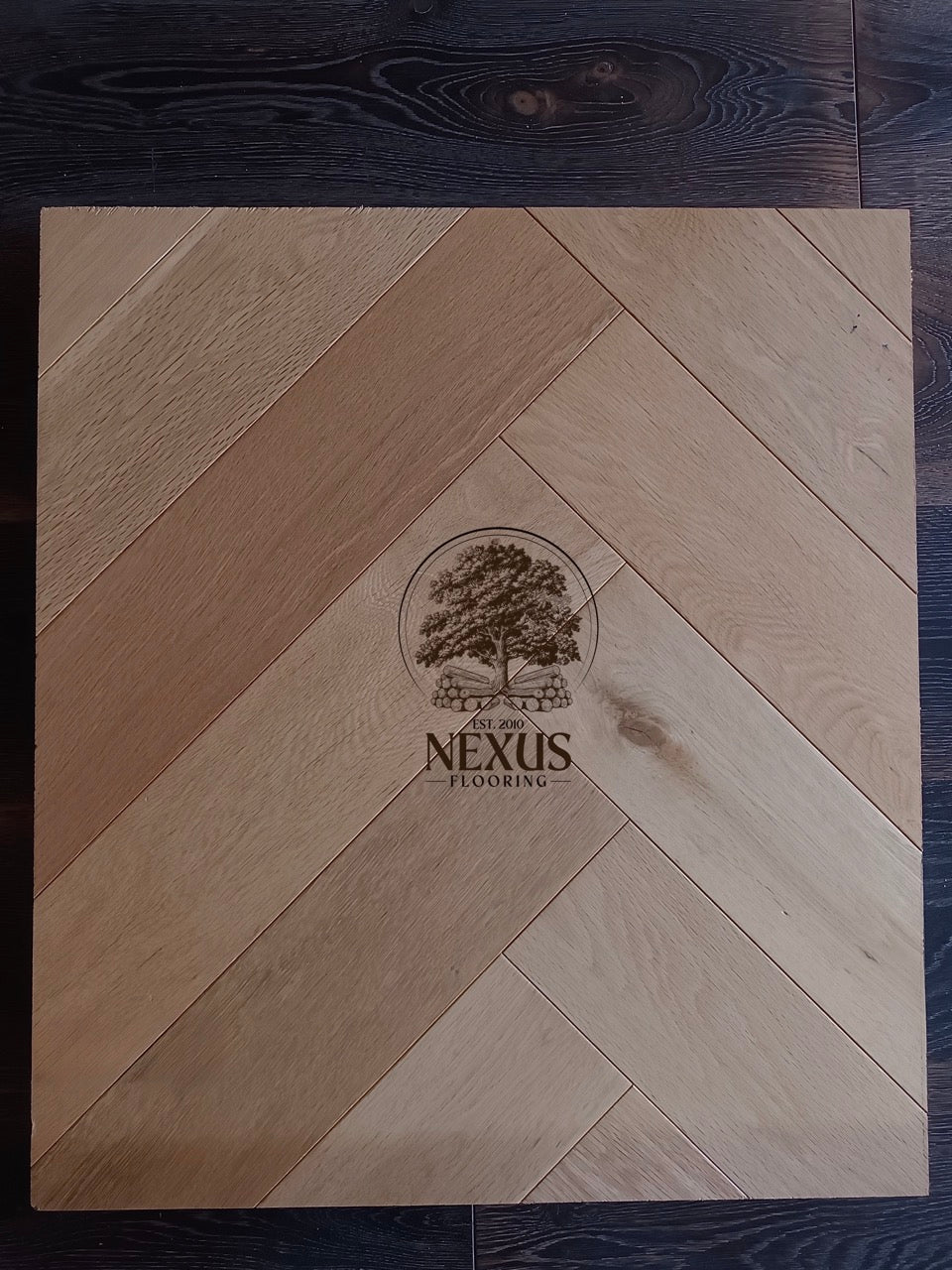 Lacquered Herringbone Engineered Oak 18 x 4 x 90x 400 Wood Flooring