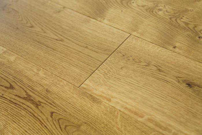 14mm x 3mm x 190mm Matt Lacquered Engineered Oak Wood Flooring