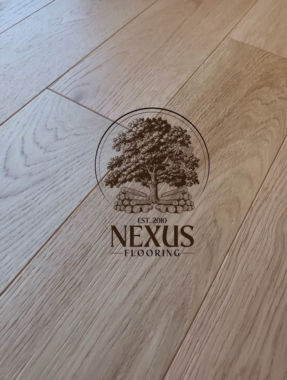 14mm x 3mm x 125mm Brushed Lacquered Engineered Oak Wood Flooring