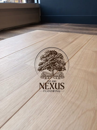 20mm x 6mm x 220mm Natural and Oiled Engineered Oak Wood Flooring