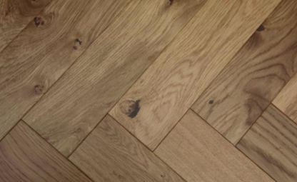 Parquet Herringbone Lacquered Oak 18mm x 4mm x 90mm x 400mm