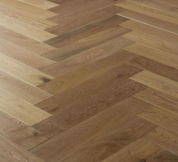 Classic Brushed Oiled Herringbone Engineered Oak 18 x 4 x 90 x 400 Wood Flooring