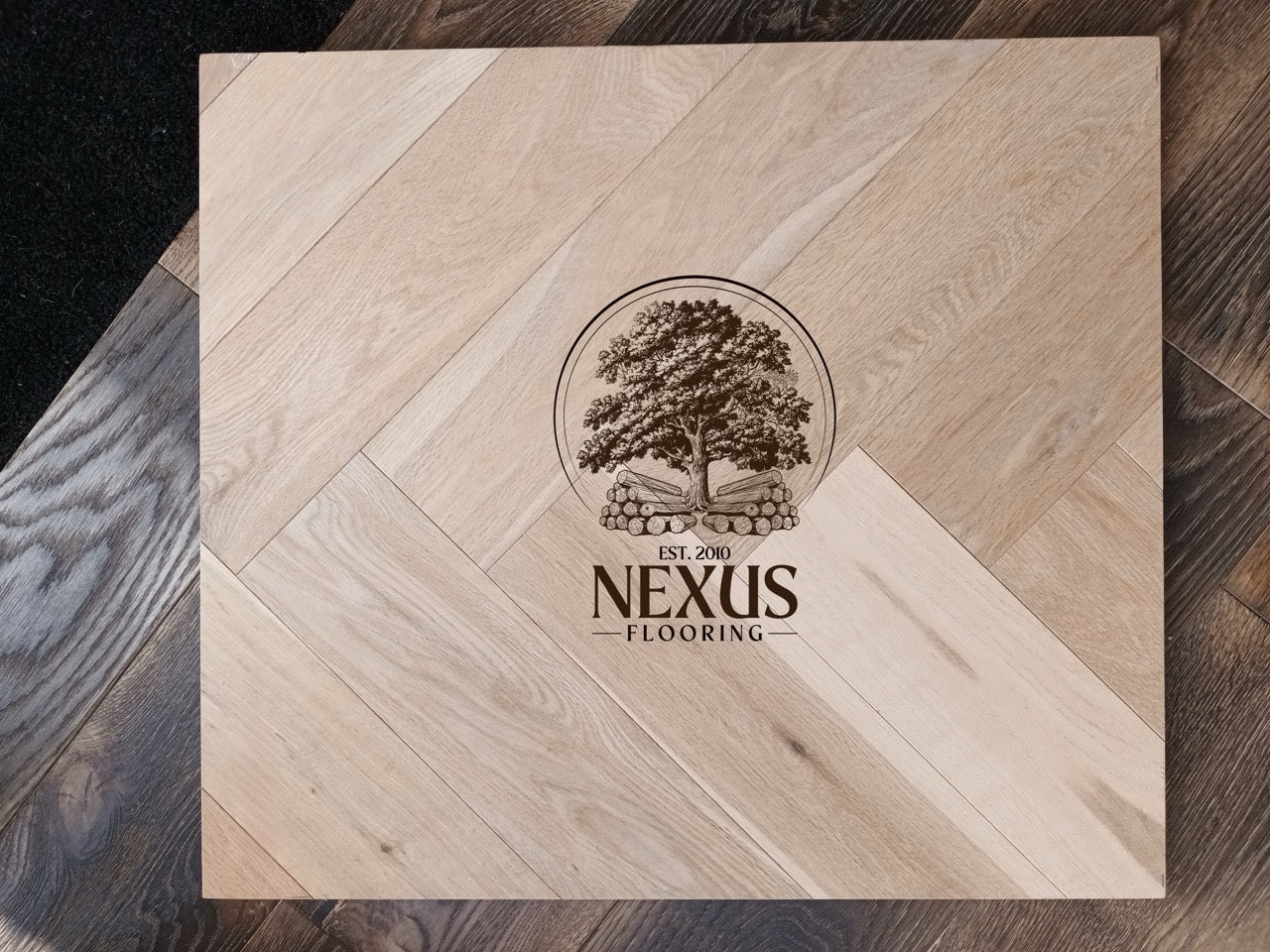 Unfinished Herringbone Engineered Oak 15mm x 3mmx 120mmx 660mm Wood Flooring