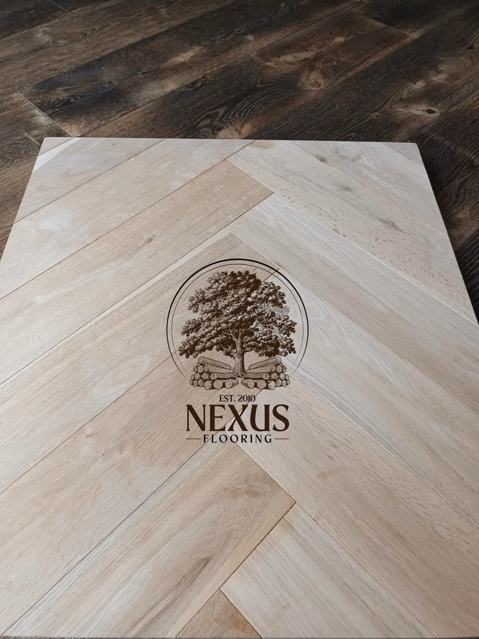 Unfinished Herringbone Engineered Oak 15mm x 3mmx 120mmx 660mm Wood Flooring