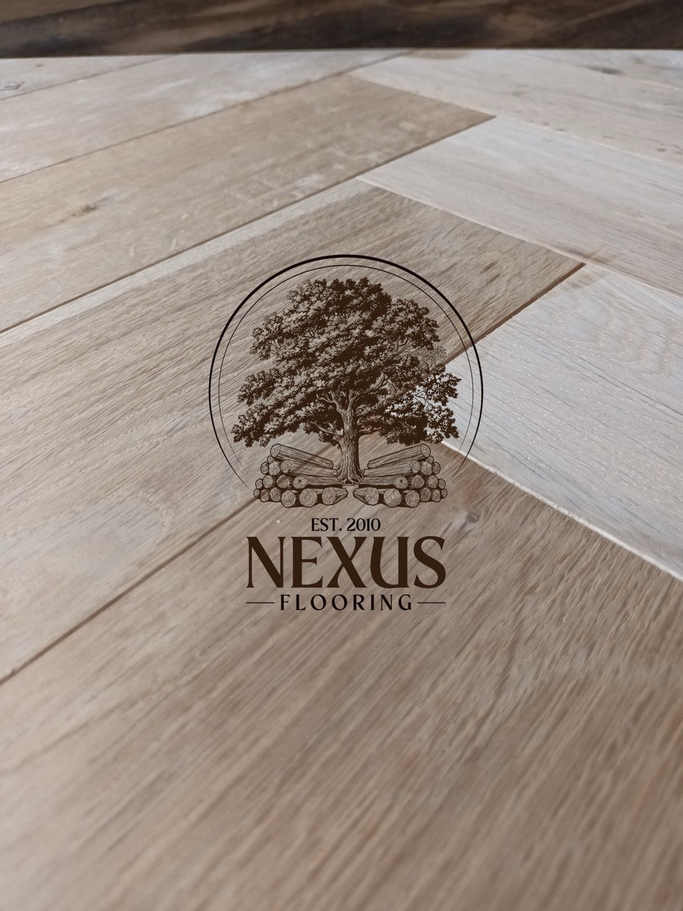 Unfinished Herringbone Engineered Oak 15mm x 3mmx 120mmx 660mm Wood Flooring